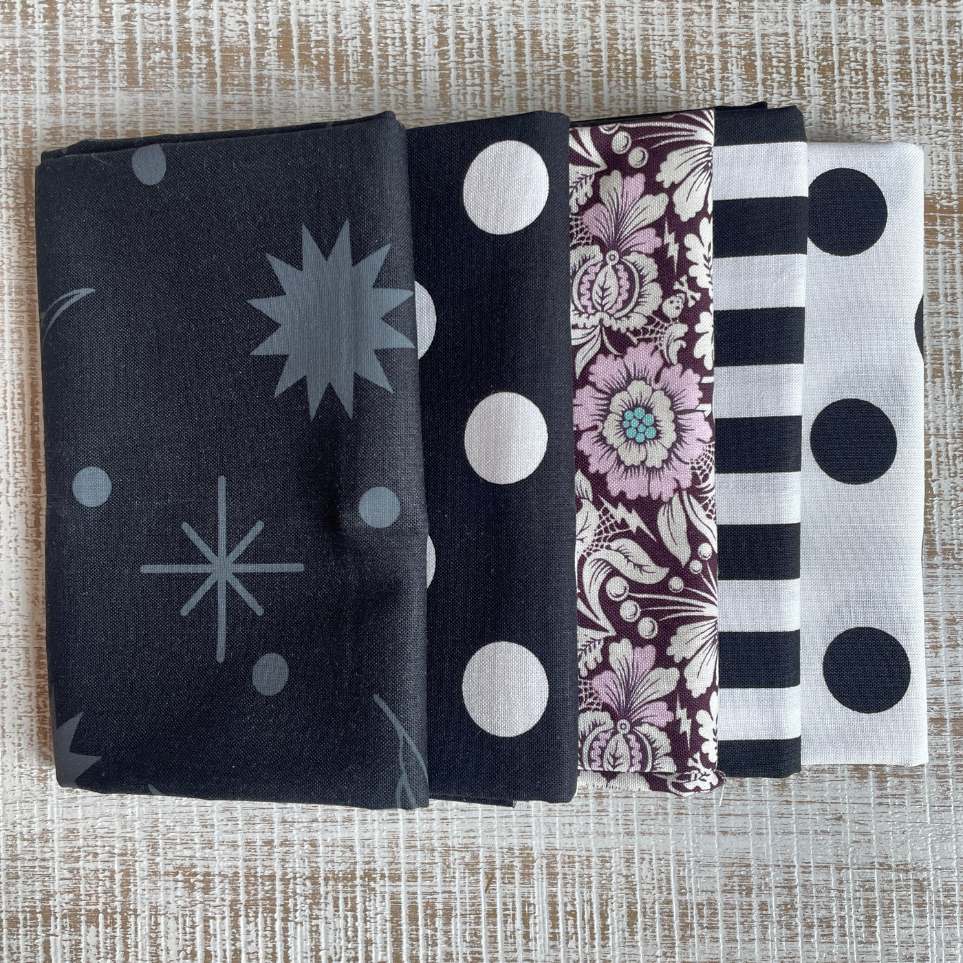 Black & White - Tula Pink "Colorway" Fat Quarter Bundle